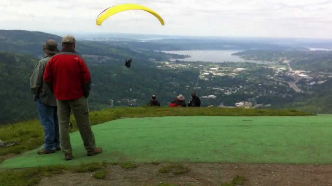 Poo Poo Point Paragliding