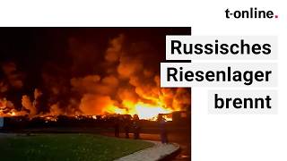Major fire near St. Petersburg: Massive warehouse in flames