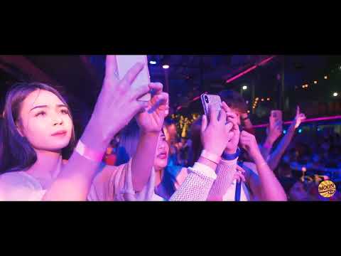 AIRBORNE △ เจ็บที่ยังรัก LIVE AT THE MOON BAR