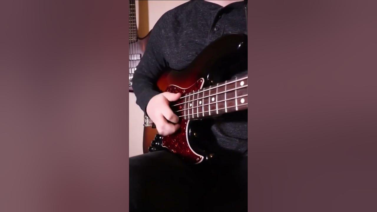 The MOST USEFUL slap bass pattern 🤘😻 #shorts #youtubeshorts #bass