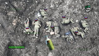 Horrifying Moment! Ukrainian FPV drones blew up dozens of Russian soldiers hiding in trenches