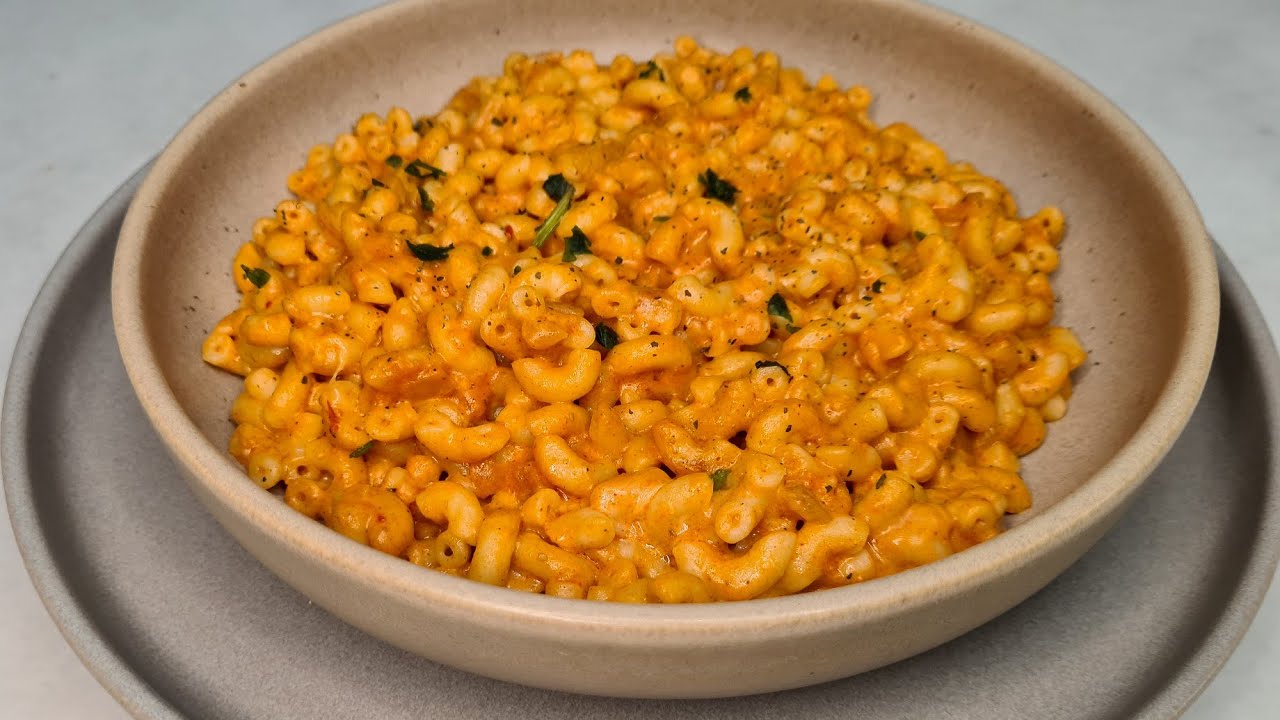 Pink pasta Pâtes à la sauce rose باستا بالصوص الوردي YouTube