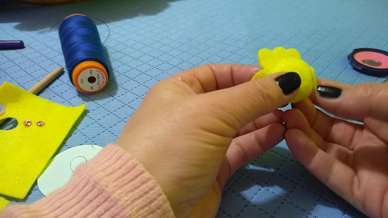 Como hacer un pajarito en paño lency
