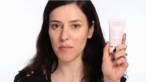 Lisa Eldridge - MakeUp Basics: Primer Tutorial
