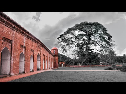  ষাট গম্বুজ মসজিদ কোথায় অবস্থিত?