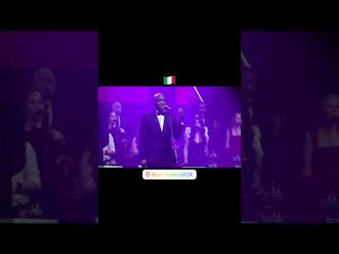 🎙️ Singing #Standup LIVE in Italy w The @SummertimeChoir