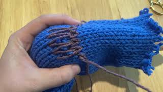 How to darn knit fabric with Swiss darning