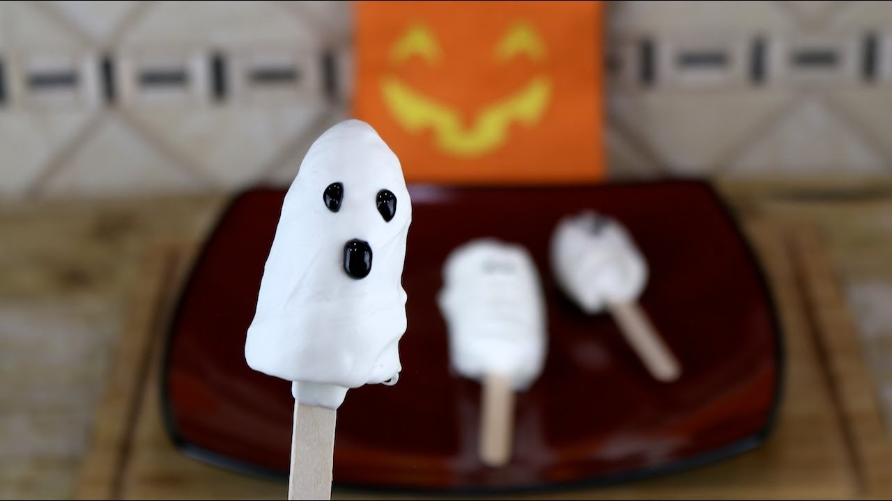 Chocolate Covered Bananas | Halloween Recipes