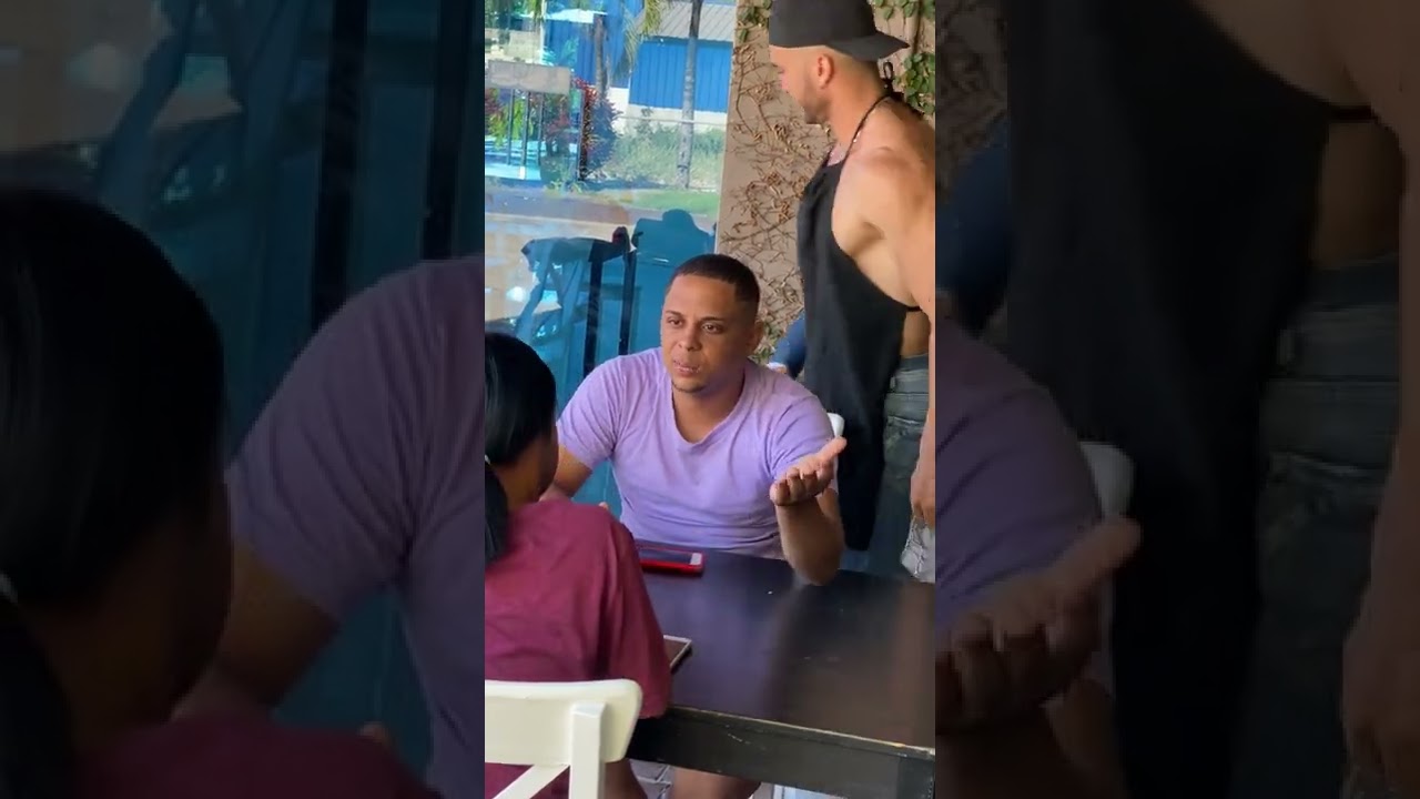 Cuando el mesero esta mejor que las opciones del menú