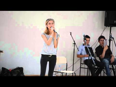 ნინი სუხიაშვილი