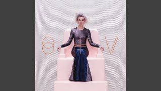 Video thumbnail of "St. Vincent - Rattlesnake"