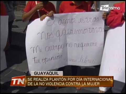 Se realiza plantón por día internacional de la no violencia contra la mujer