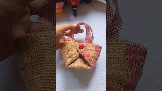Jute Into This Adorable Mini Bag.... #viral #diy #craft #handmade #creative @highlight... Jute Into This Adorable Mini Bag.... #viral #diy #craft #handmade #creative @highlight...