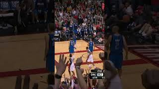 Brandon Roy 4th Quarter Surge - 2011 Portland Trail Blazers vs Dallas Mavericks Game 4