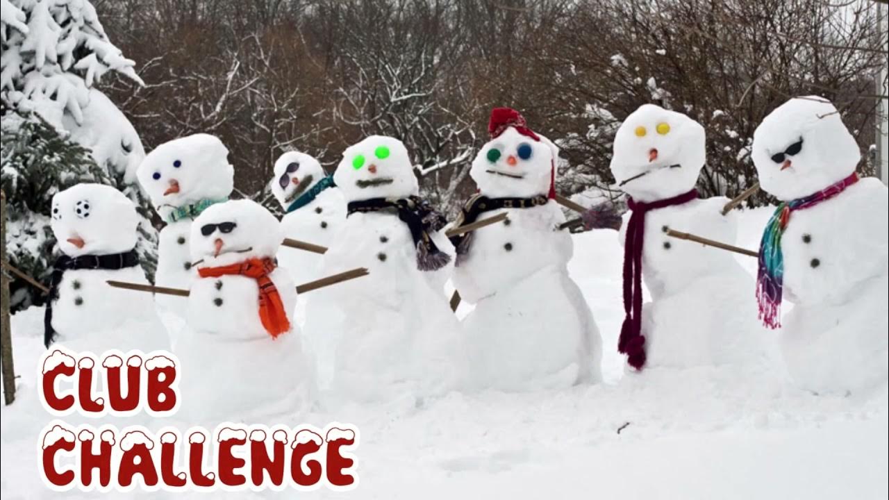 Снеговик из снега своими руками. Снеговик из снега. Конкурс чего не хватает на картинке. Снеговик настоящий. Стоят снеговики.