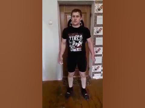 Жим гири в солдатской стойке