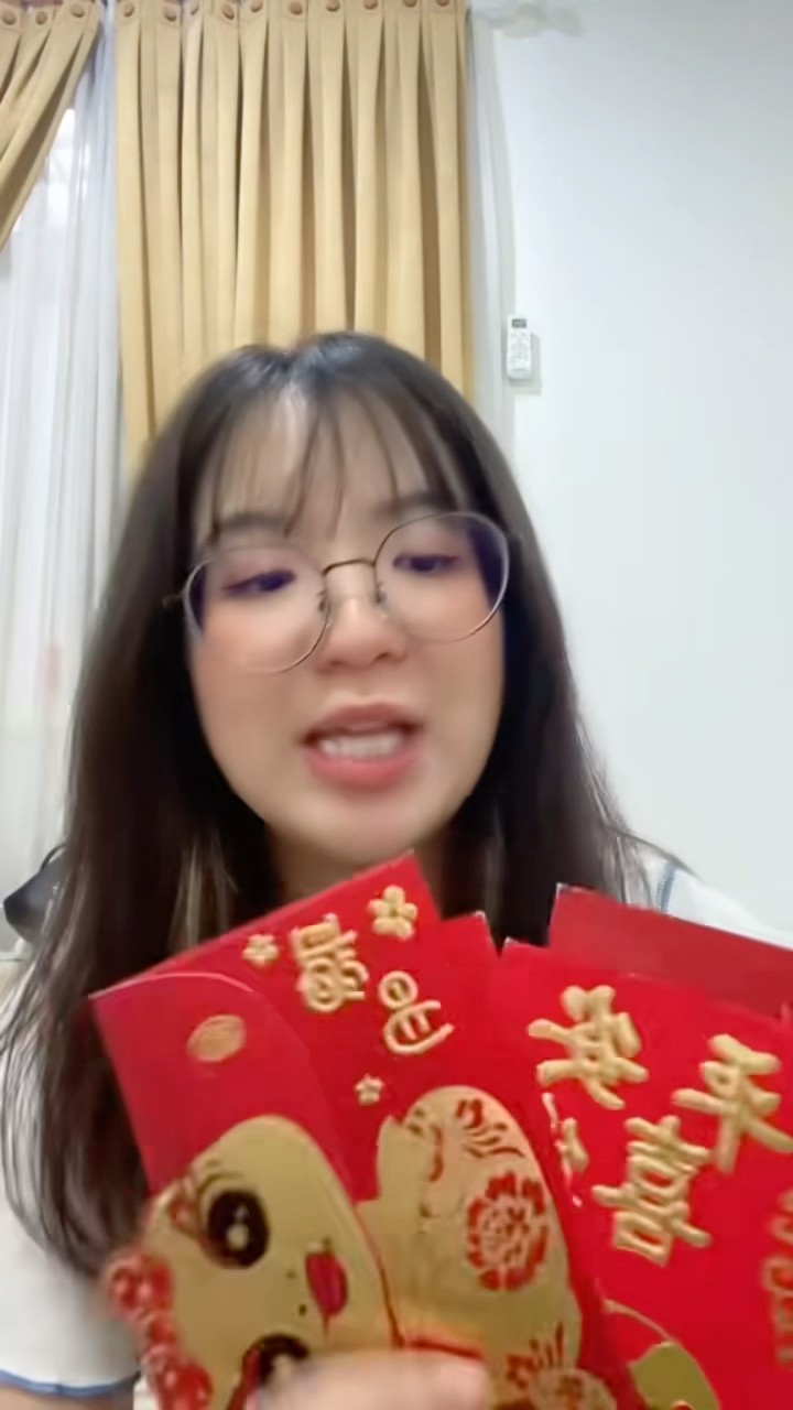 UNBOXING ANGPAO 2025 CHECKKKK?? #shorts #itsmeissie