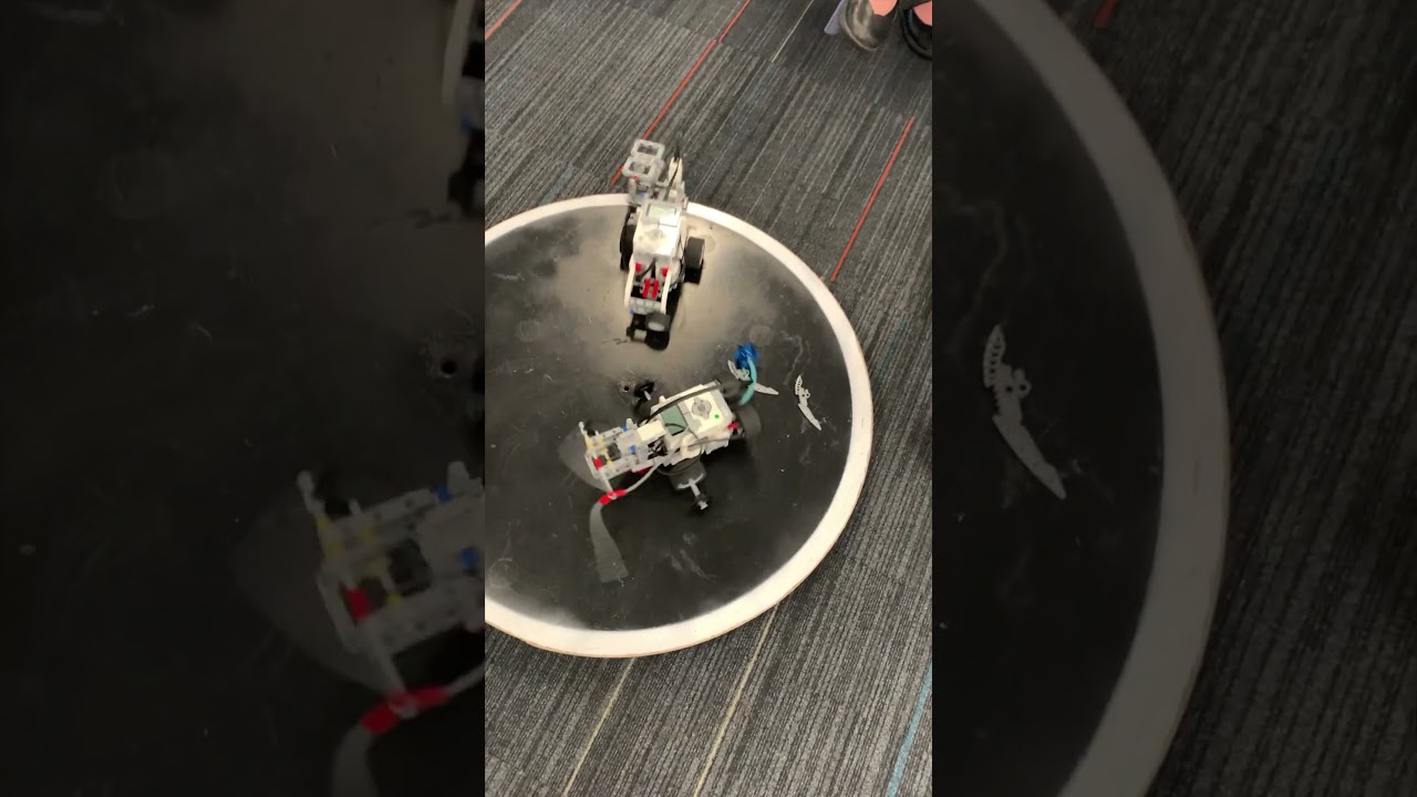 EV3 sumo bots with Robot Man