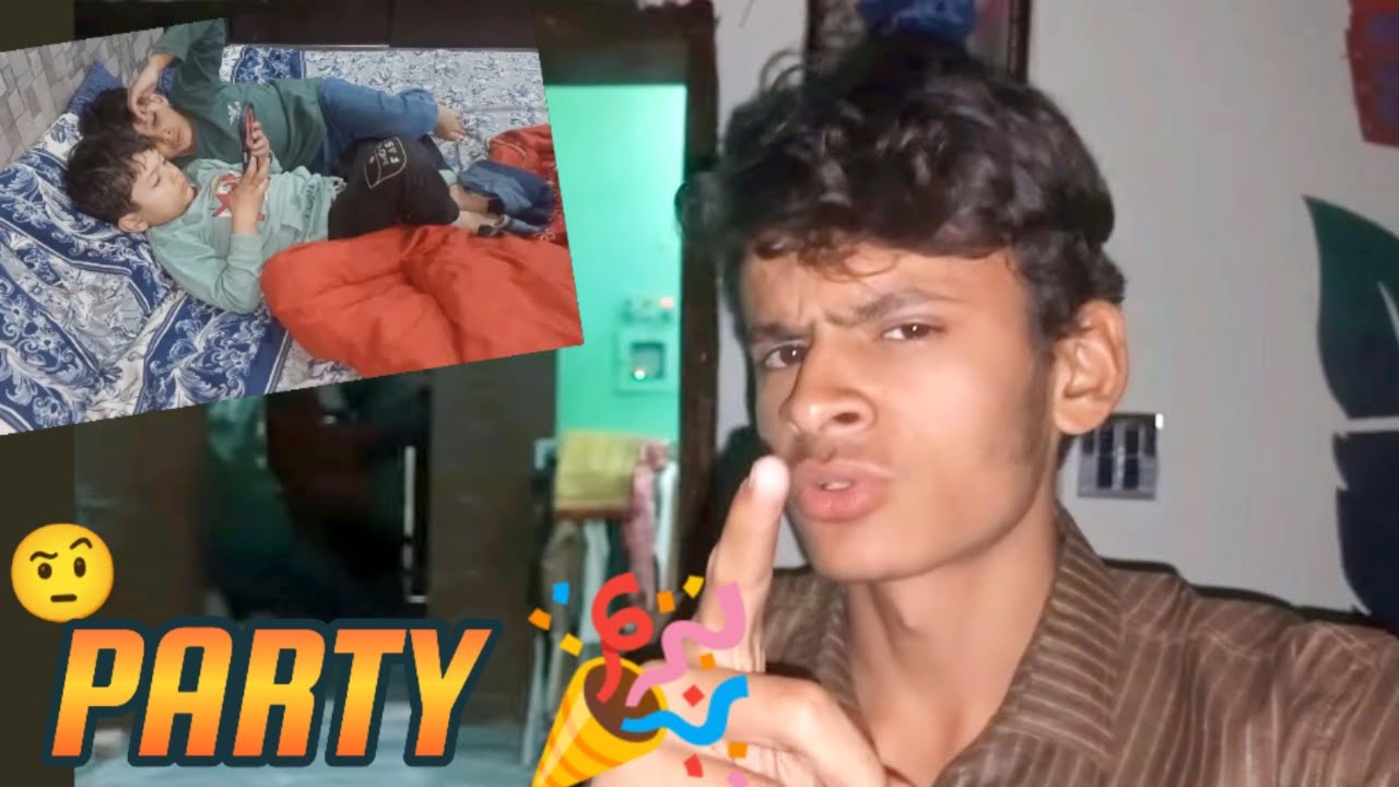 Party 🎉 Wo Bhi Akele Akele 🤨 | Family Vlogs 💞 | AA Ki Vines ✨