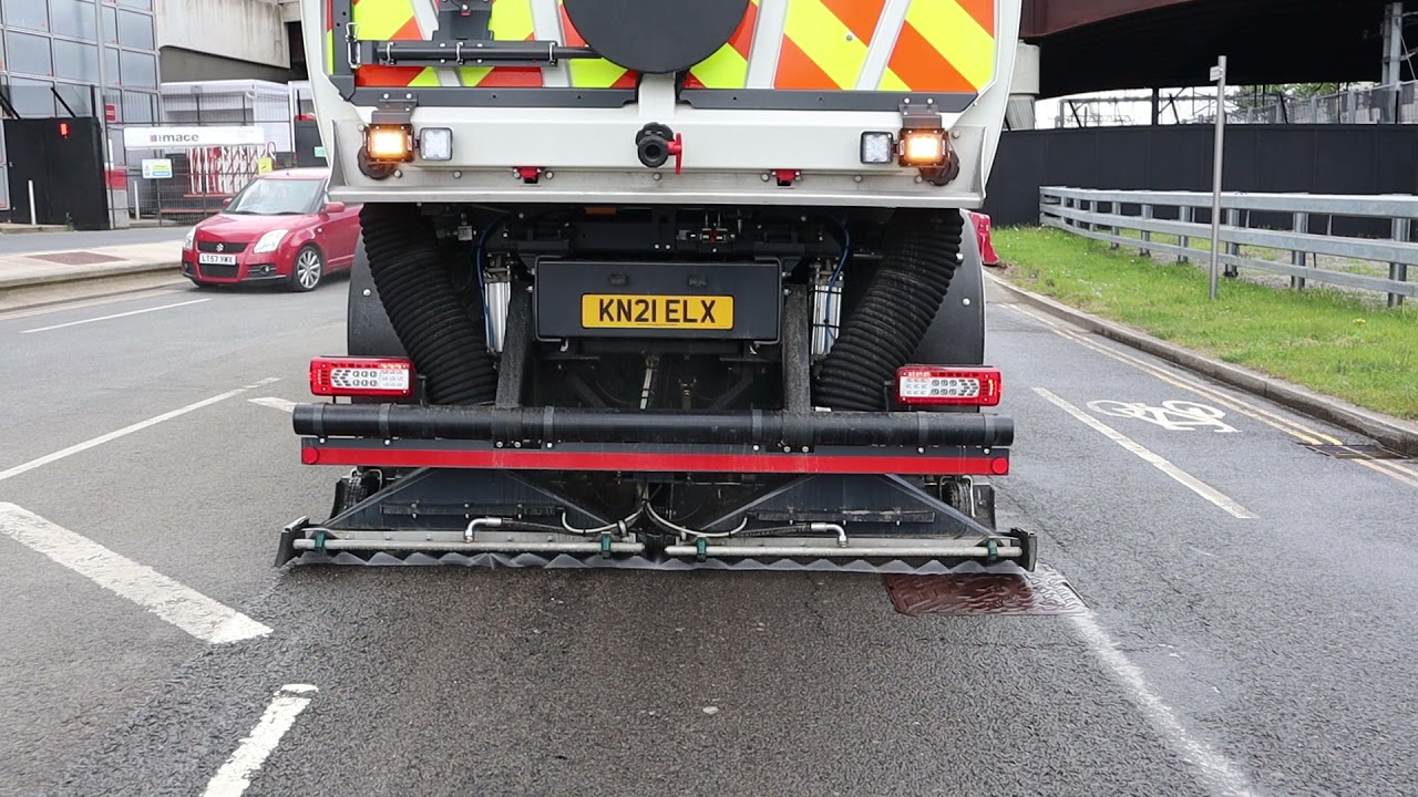 Bucher Municipal V80 Road Sweeper - BACK-TO-BLACK