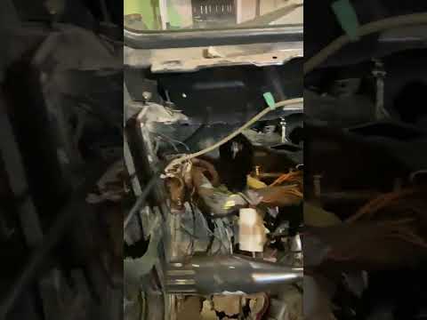Dashboard GONE! Major Suzuki Samurai Teardown.
