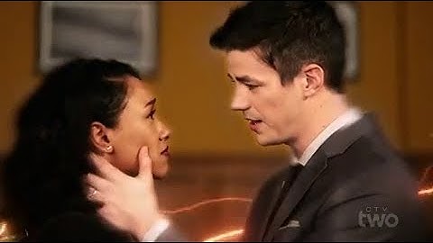 The Flash 4x10 Barry stops Iris from telling the truth