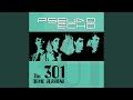Miniature de la vidéo de la chanson Turning The Pages (Original Home Demo)