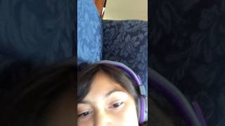 When you think you're singing alone!(la)