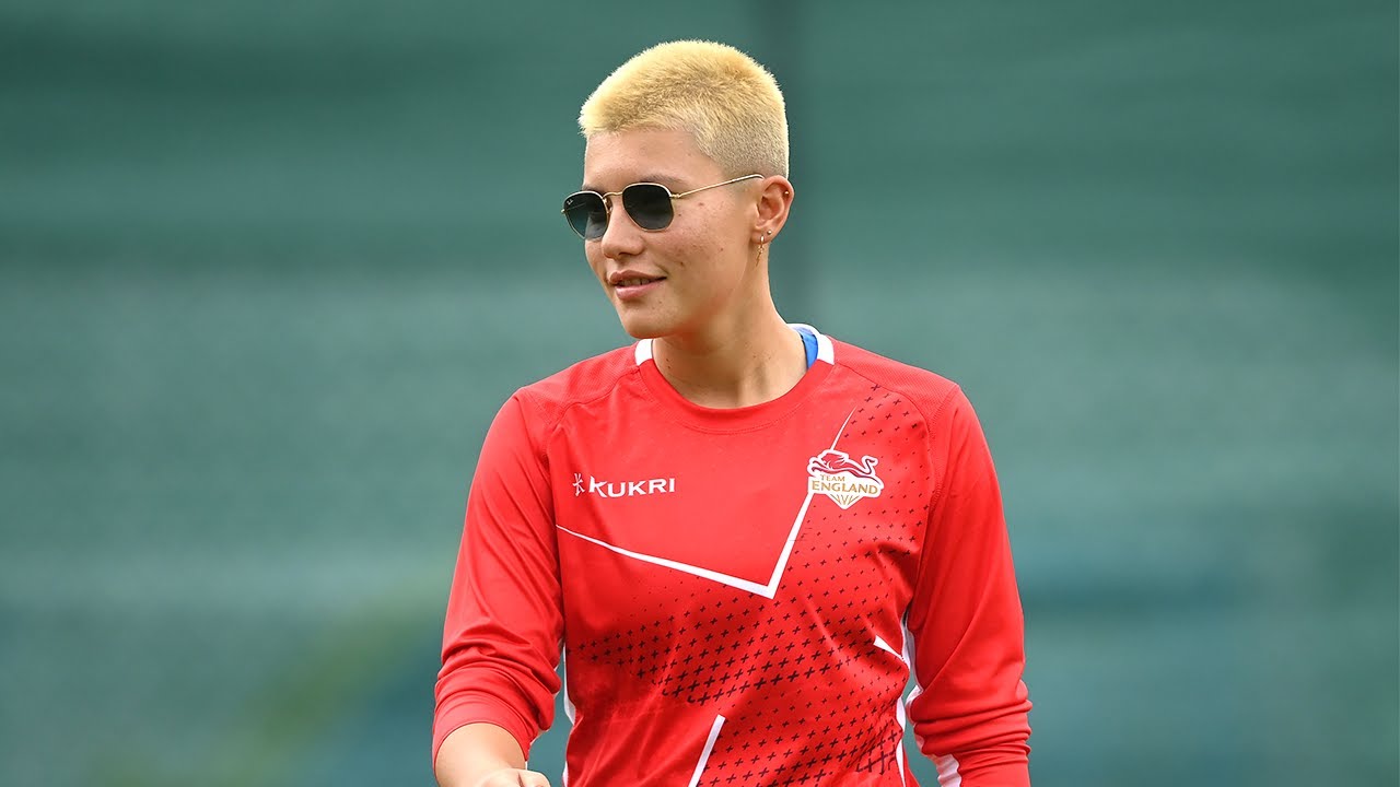 Cricket's Craziest Hairstyles with Issy Wong YouTube