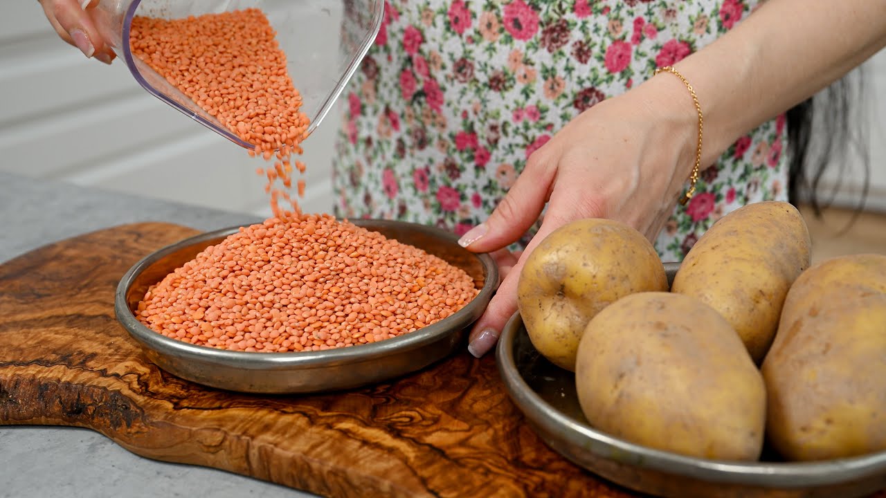 1 стакан красной чечевицы и картофеля! Я делаю это каждую зиму! 100% веганский рецепт