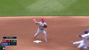 STL@NYM: Garcia gets double play to end the 4th