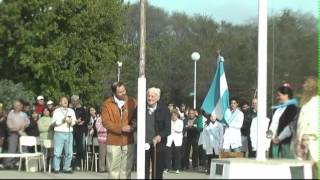 washington festeja el 25 de mayo - Izamiento de banderas