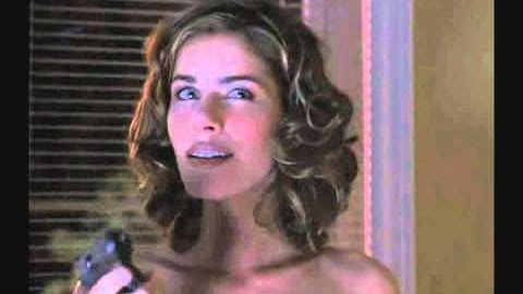 The Whole Nine Yards01h08m35s 01h08m50s