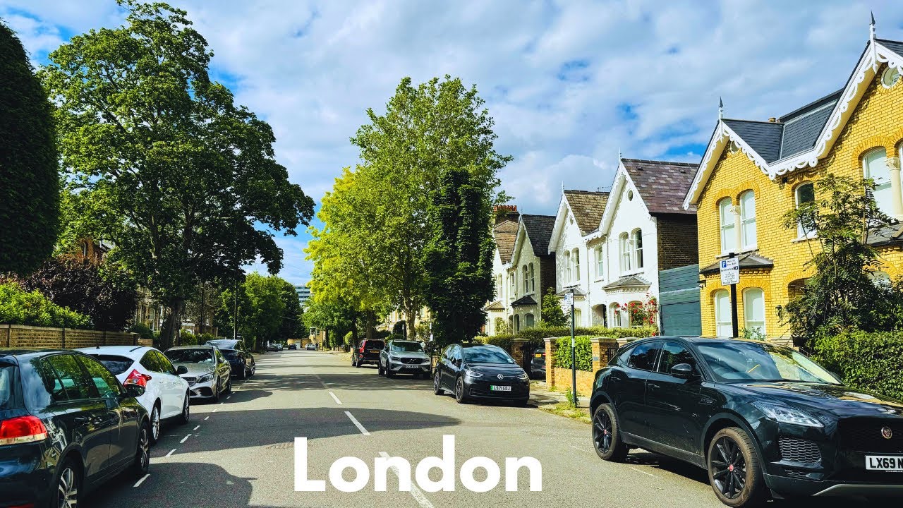 London Residential Walk | Chiswick Most Expensive Streets | 4K: