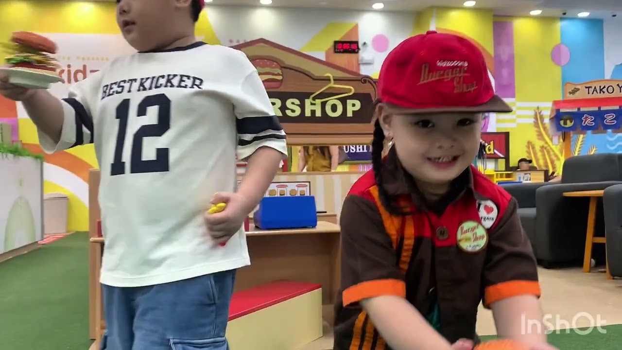 Kidzoona time with Lucas and Oli 