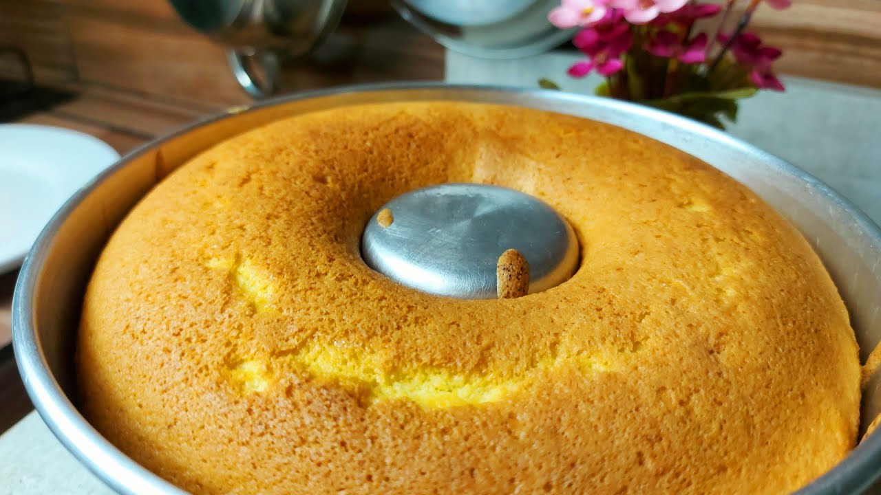 Bolo de trigo simples, muito fofinho e gostoso na batedeira