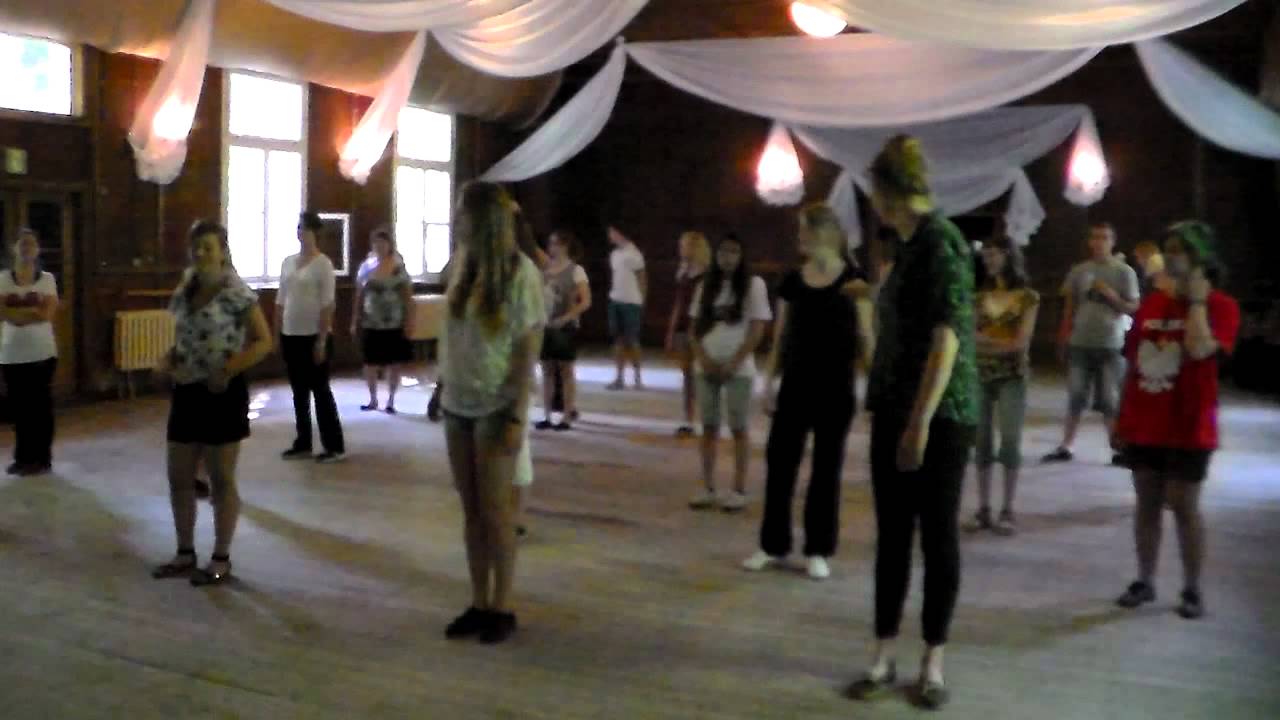 Zi 3 Polonia Invatam Dansuri Traditionale Poloneze Youtube