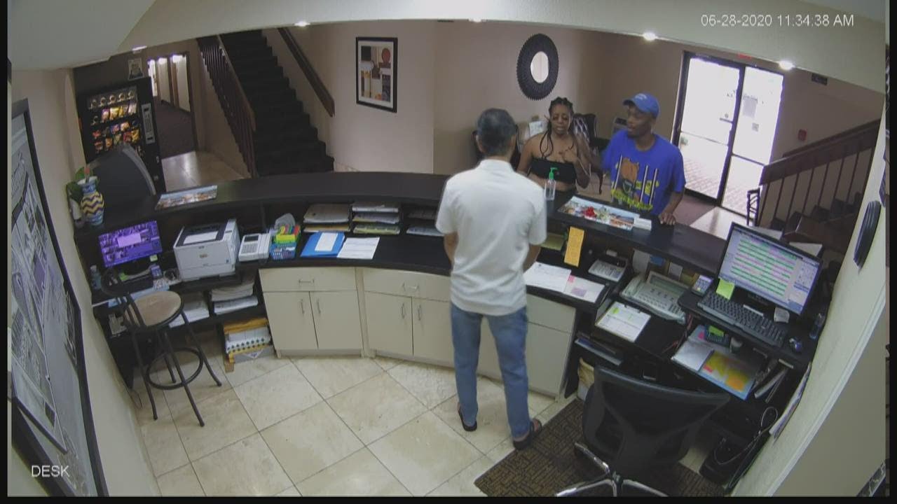 Beech Grove motel clerk assaulted during robbery - YouTube