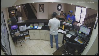 Beech Grove motel clerk assaulted during robbery