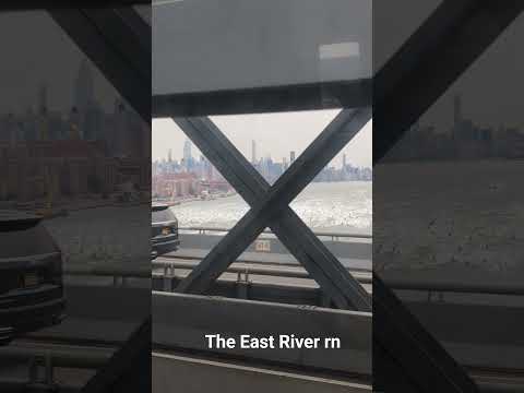 The East River rn. No one else on the train seems to care.