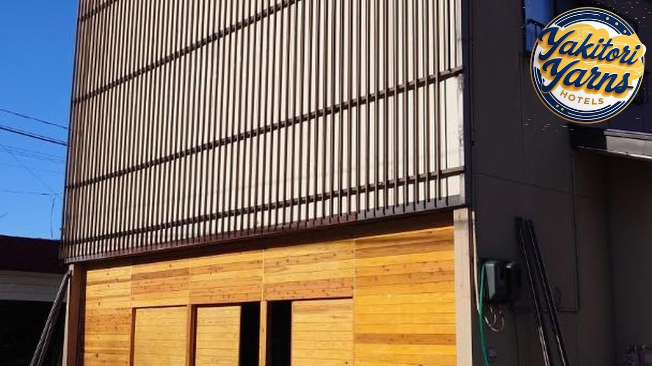 白神山地の麓でヤギのいるゲストハウス　あわじ商店 | Kitaakita, Japan | Hotel Review 🌟