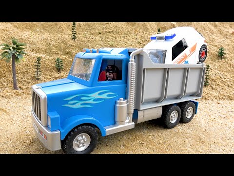 Видео: Забавная история про спасательные машинки - трактор экскаватор - BIBO и Игрушки