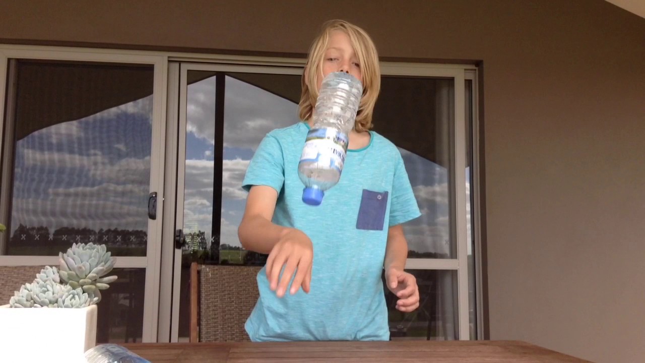bottle flipping (CRAZY) YouTube