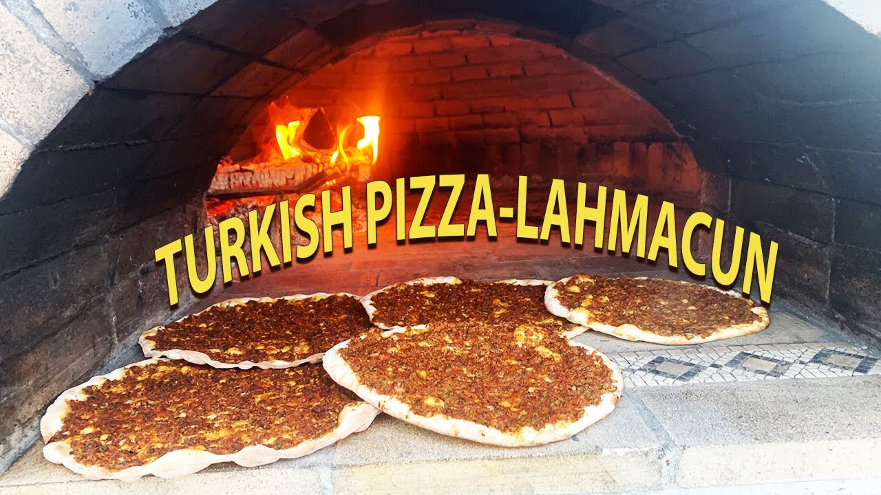 Cooking Turkish Pizza Lahmacun / Odun Atesinde Lahmacun YouTube