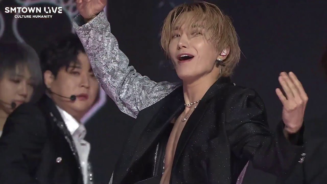 Super Junior - SUPER Clap @SMTOWN LIVE 2021