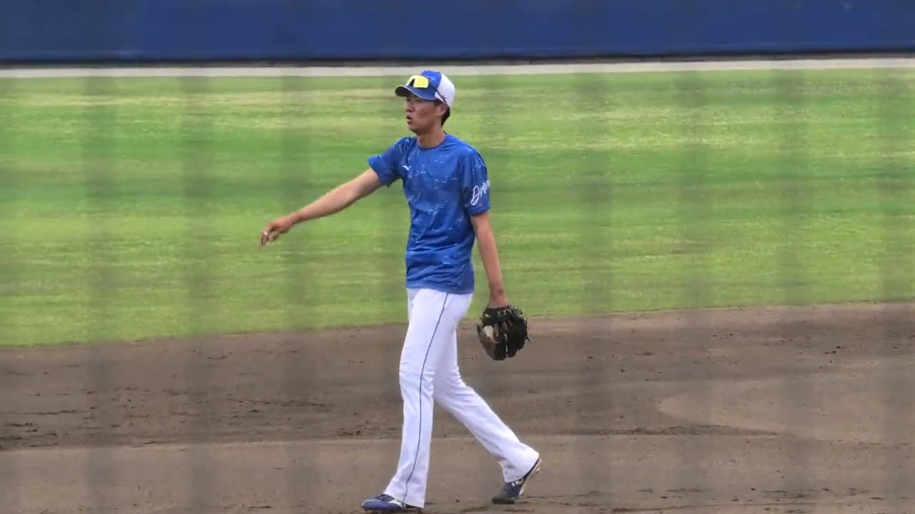 中日ドラゴンズ 中村奈一輝選手？が試合終了後にノックを受ける様子 2025/4/22 ナゴヤ球場