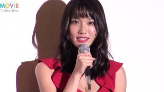 「かがんだら、すぐ見えちゃう！」今野杏南、冨手麻妙、星名利華がセクシー衣装の裏話語る／『映画 みんな！エスパーだよ！』舞台挨拶