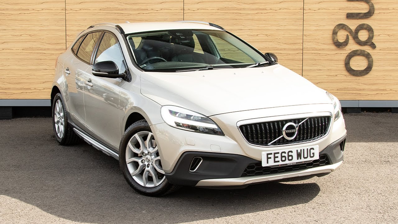 Volvo V40 T3 CROSS COUNTRY PRO - YouTube