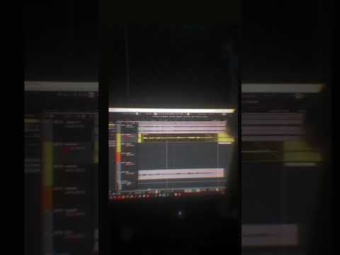 دموی خام و با گوشی ظبط شده آهنگ عدم از لیو که در حال تولید است