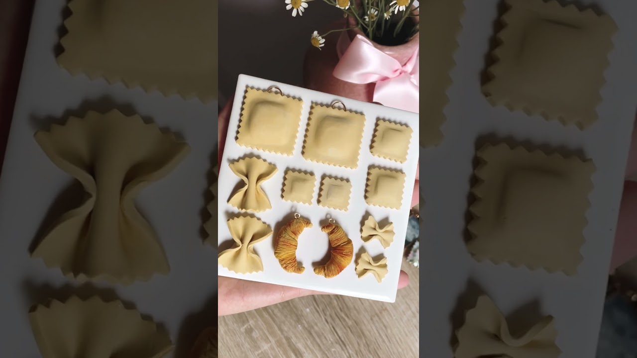 Создаём милые мини-украшения из еды с помощью ИИ-арта 